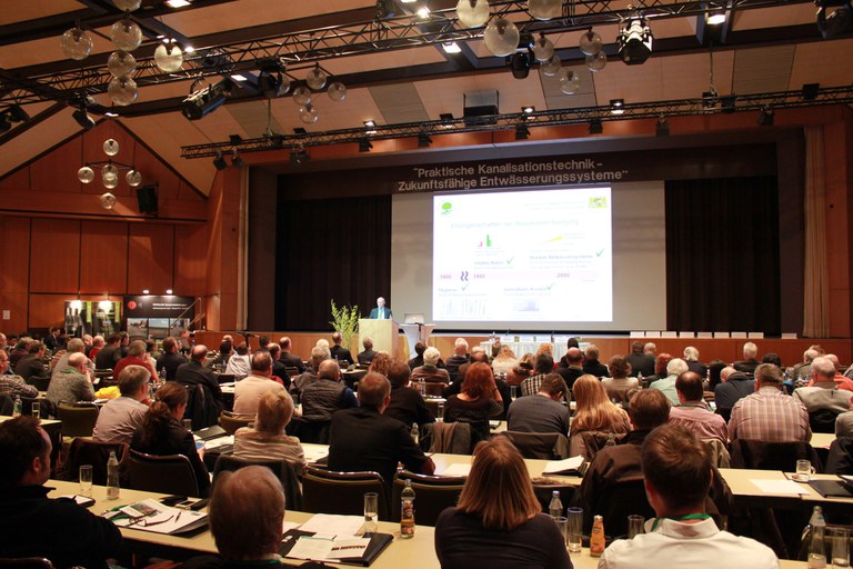 Voller Tagungssaal 2015